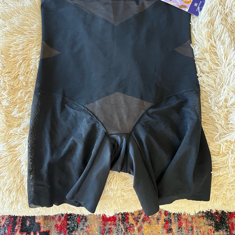 Honeylove Black High-Waist Shaping Shorts with Decorative Tags. NEVER WORN.